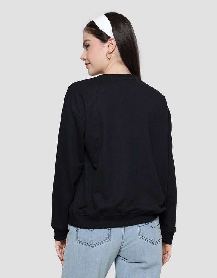 Nevada Bear Solid Sweater Wanita
