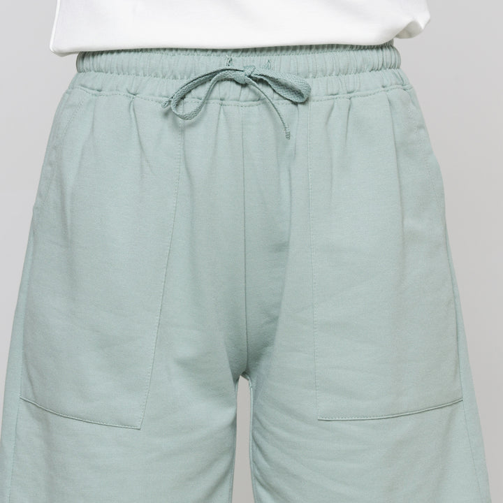 Nevada Celana Pendek Basic Wanita