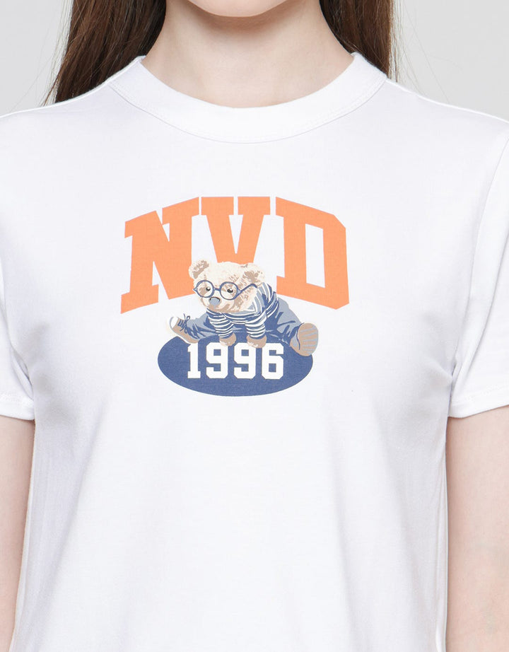 Nevada Bear Year 1996 Kaos Lengan Pendek Wanita