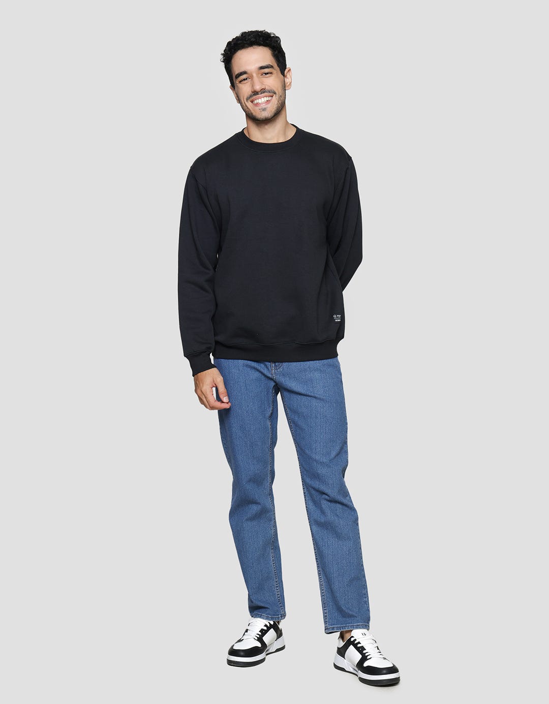 Nevada With Woven Label Fleece Sweater Pria