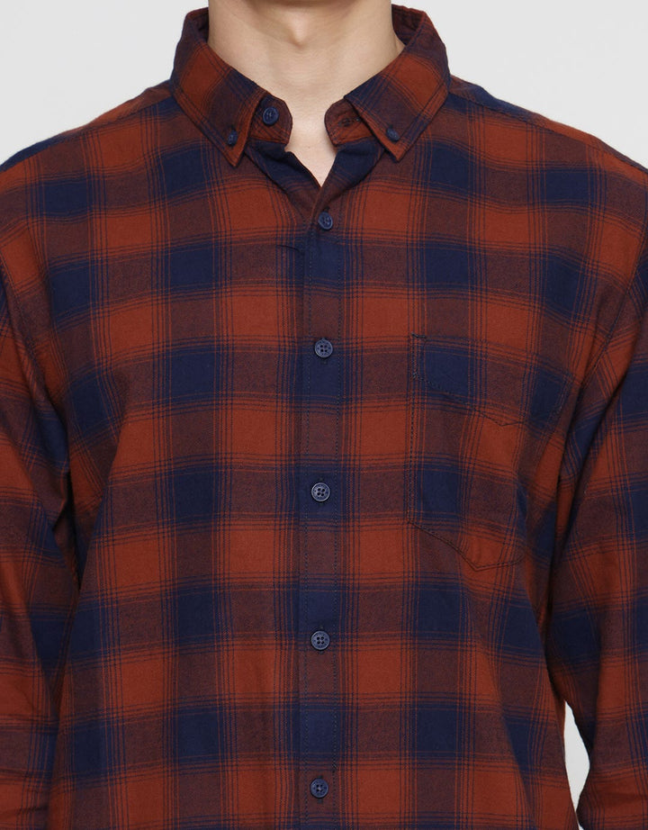 Triple Kemeja Flanel Slim Fit Pria