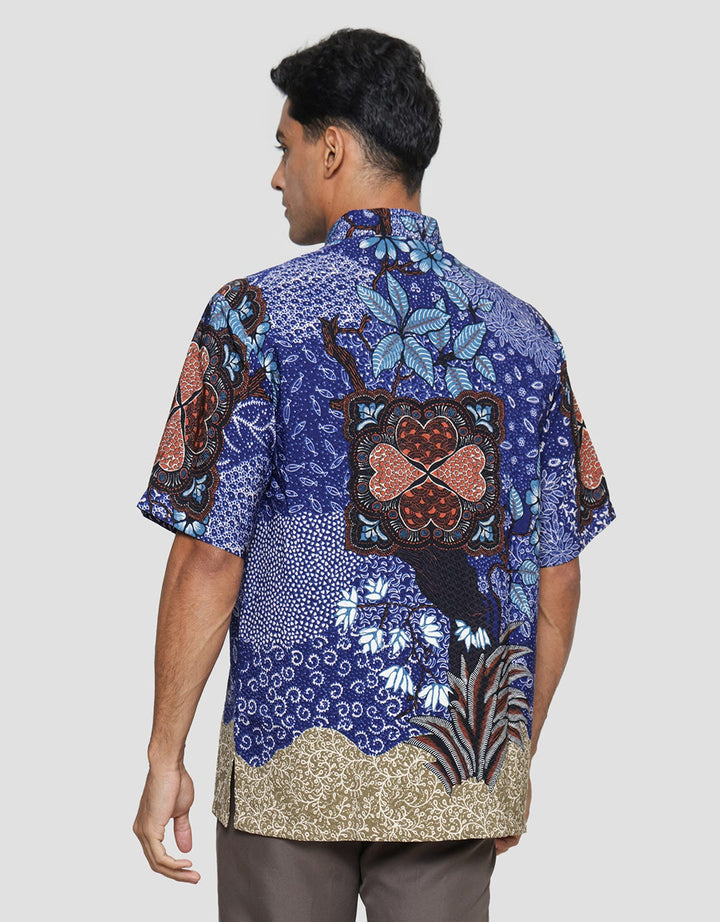 Arjuna Weda Hem Regular Fit Batik 4 Hati Kemeja Pria