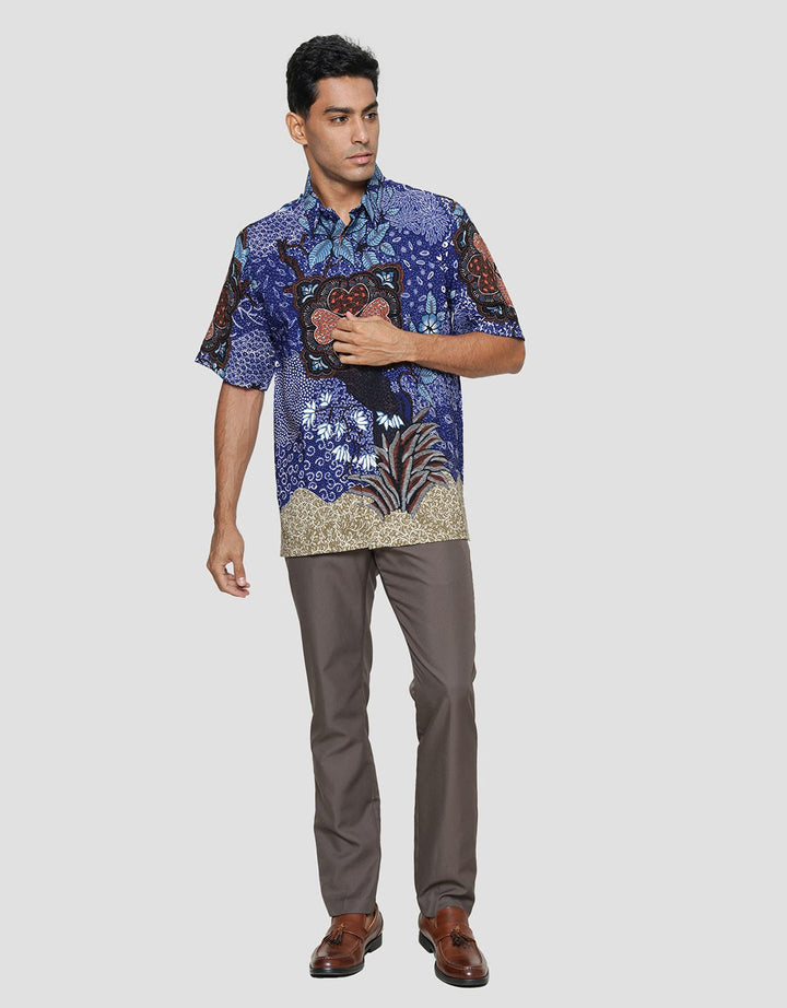 Arjuna Weda Hem Regular Fit Batik 4 Hati Kemeja Pria