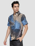 Arjuna Weda Hem Body Fit Batik Tambal Pelangi Kemeja Batik Pria