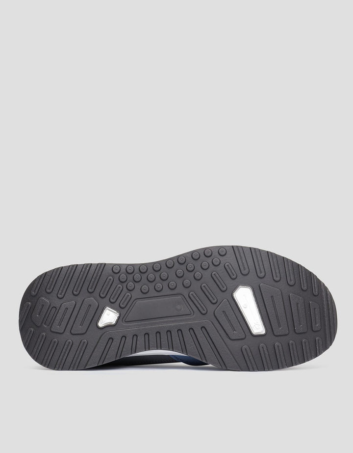 Yongki Komaladi Jsm2002 Dax Sepatu Sneakers Pria