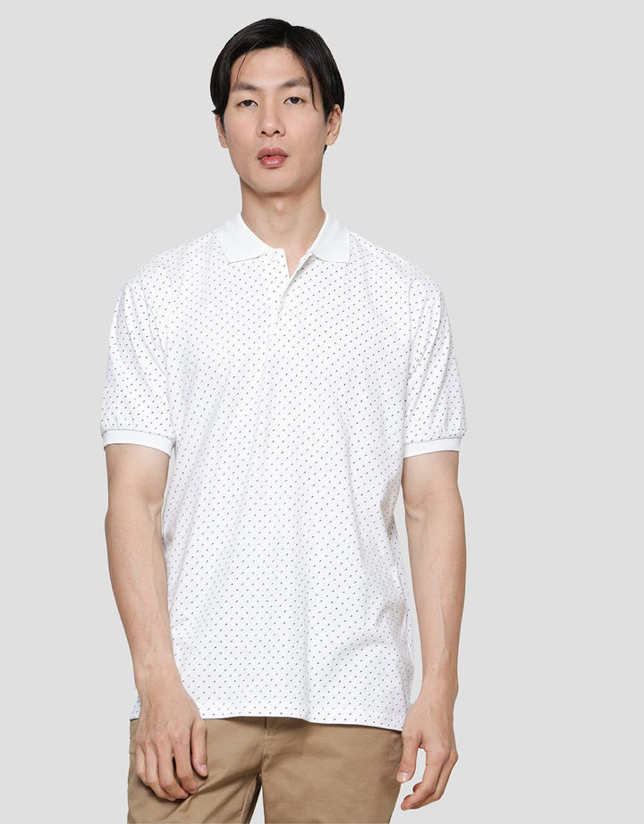 Cole Dotted Det Kaos Kerah Pria