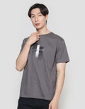 Details Gradation Stay Focus Kaos Pria