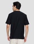 Details Texture Dobby Salur Dennis Fit Kaos Lengan Pendek Pria