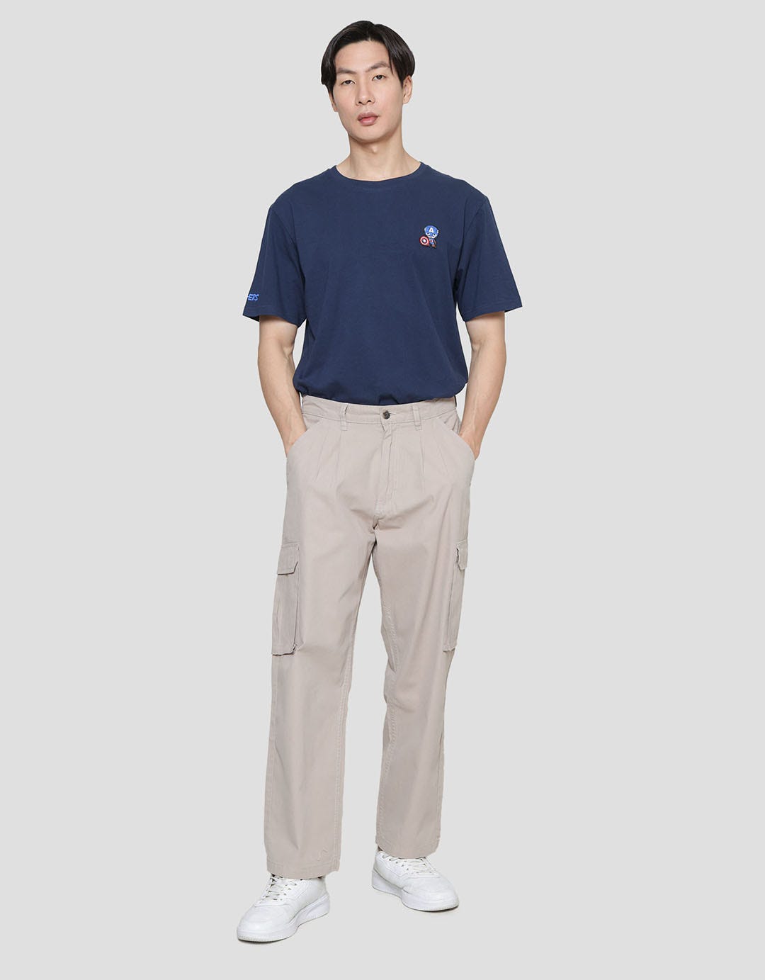 Details Woven Cargo Canvas Ricky Fit Celana Panjang Pria