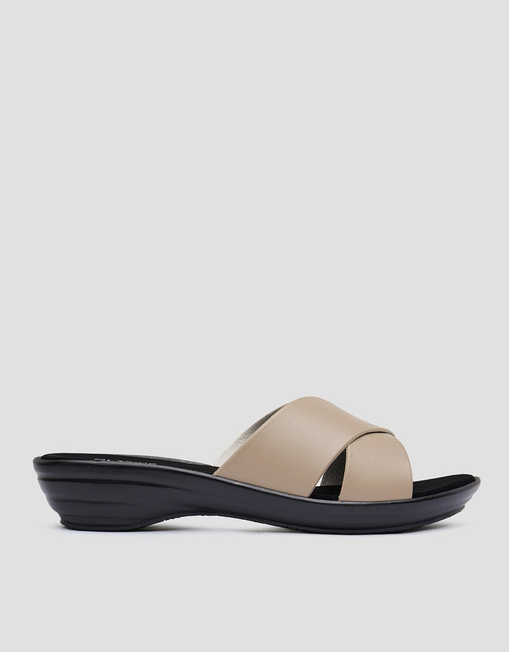 St. Yves Sawadd01 Slipper Sandal Wanita