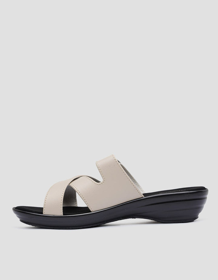 St. Yves Sawadd03 Women's Slipper Sandals