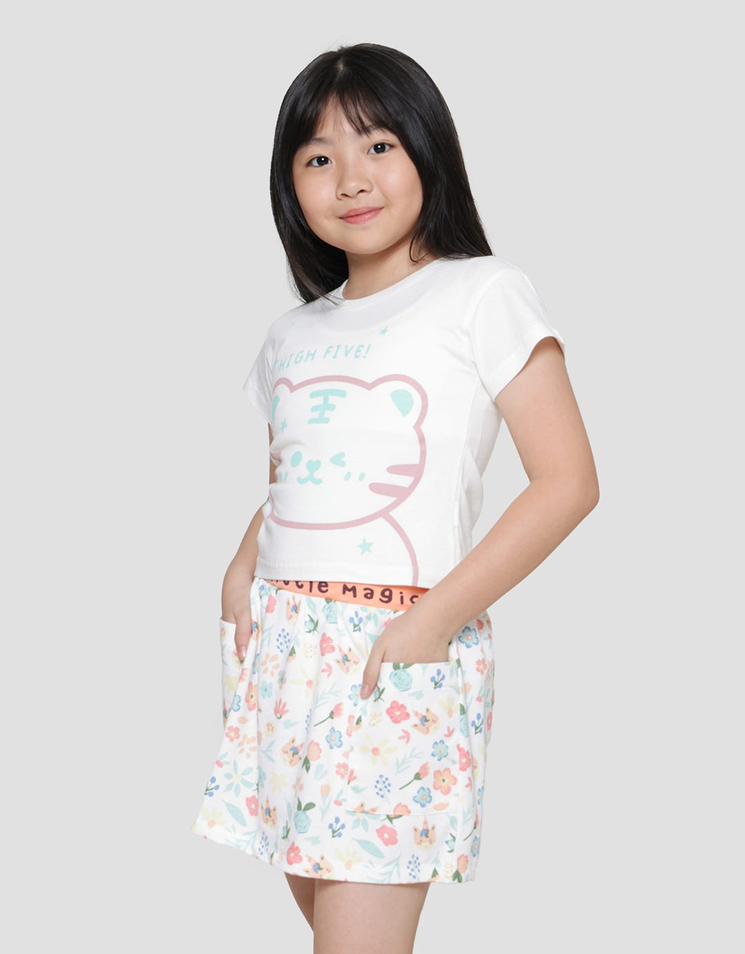 Little M High Five Kaos Lengan Pendek Anak Perempuan