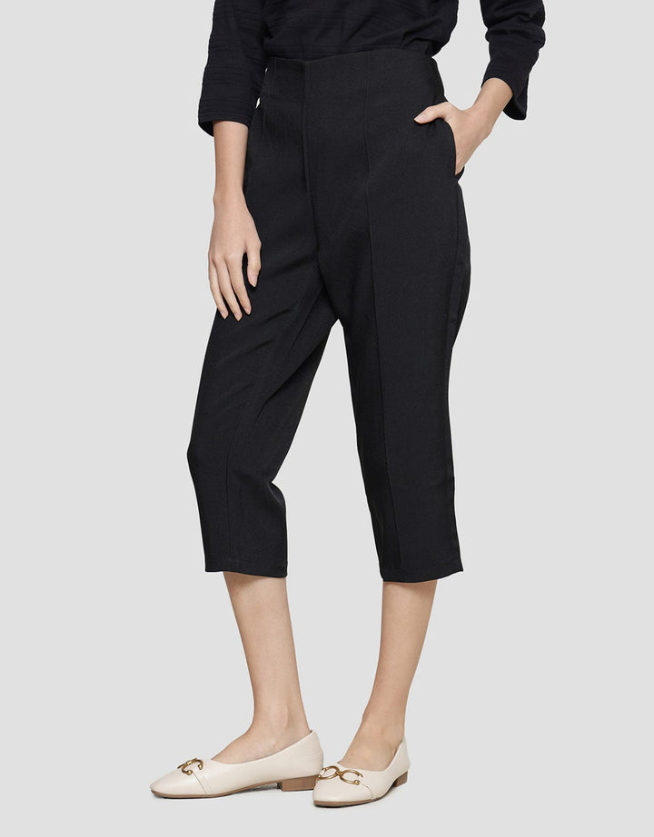 St. Yves Capri Front Pleats Celana Wanita