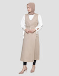 Annisa Vest With Belt Strap Maxi Dress Wanita