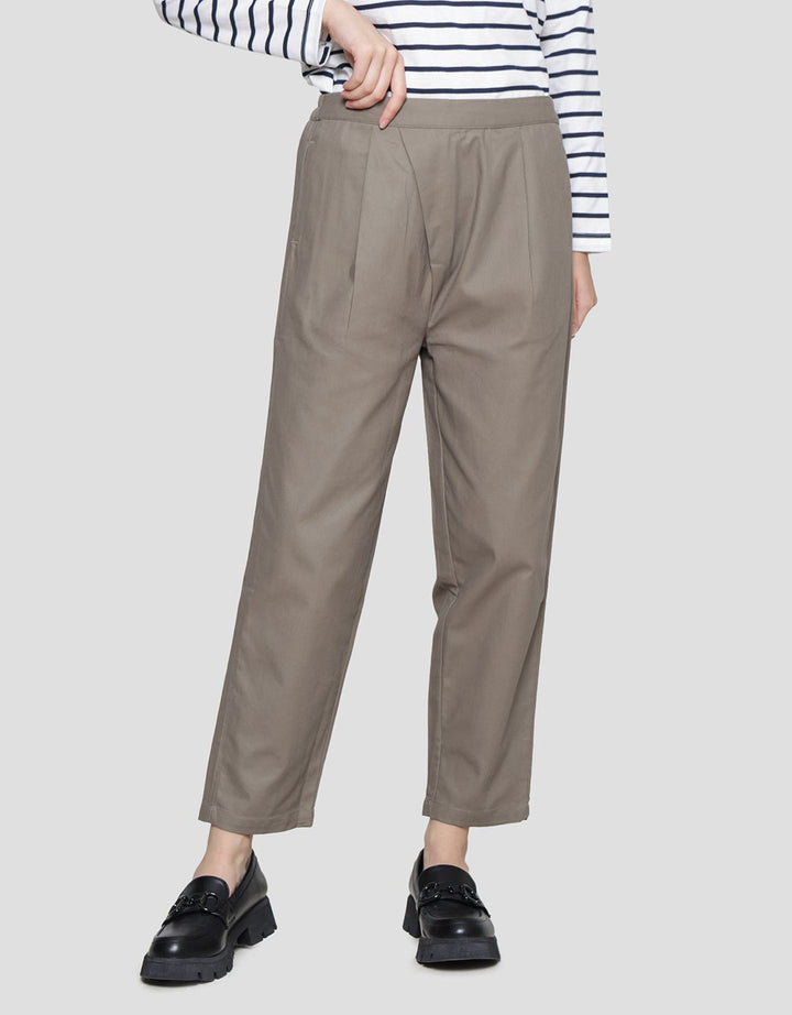 Details Overlap Front Opening Celana Panjang Wanita