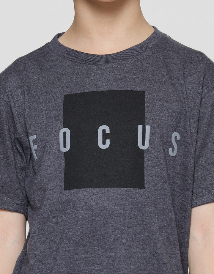 Nevada Print Focus Kaos Lengan Pendek Anak Laki-Laki