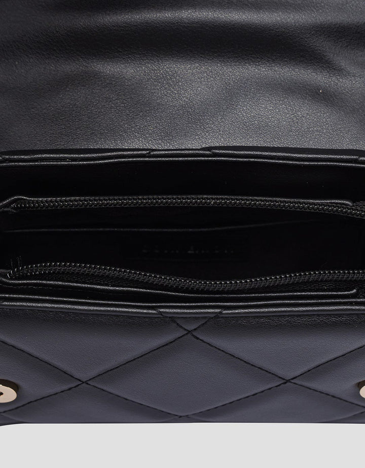 Connexion Quilted Pavour1 Crossbody Bag for Women