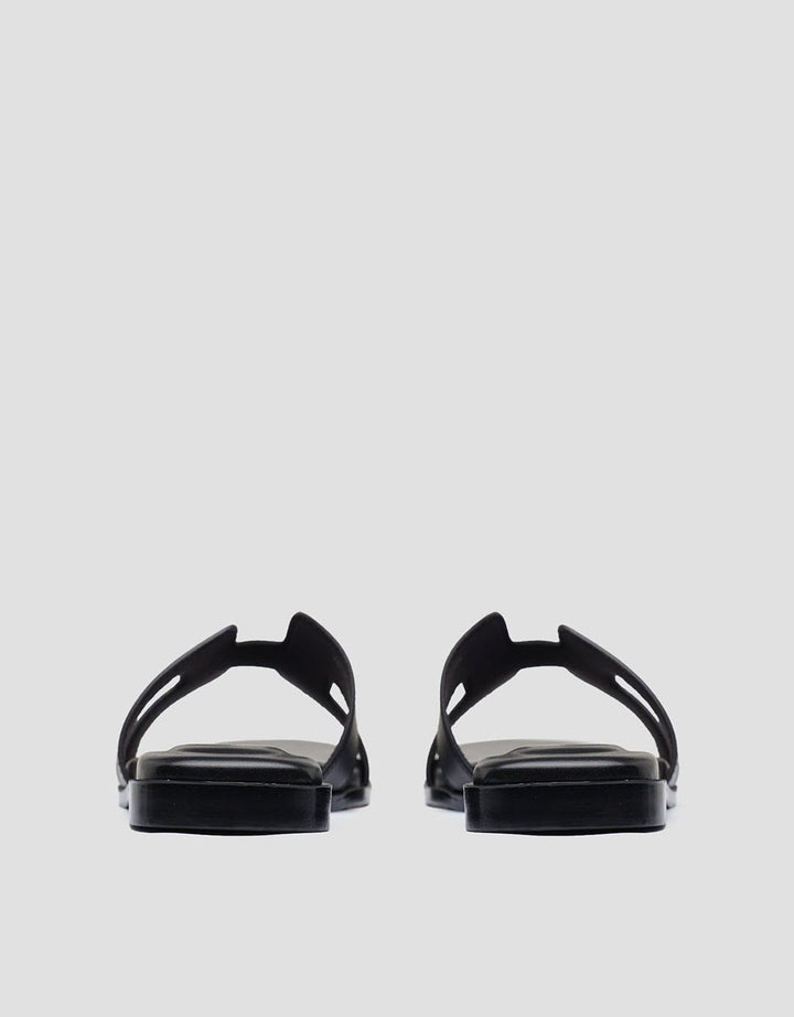 Connexion Alcs07 Slipper Sandal Wanita