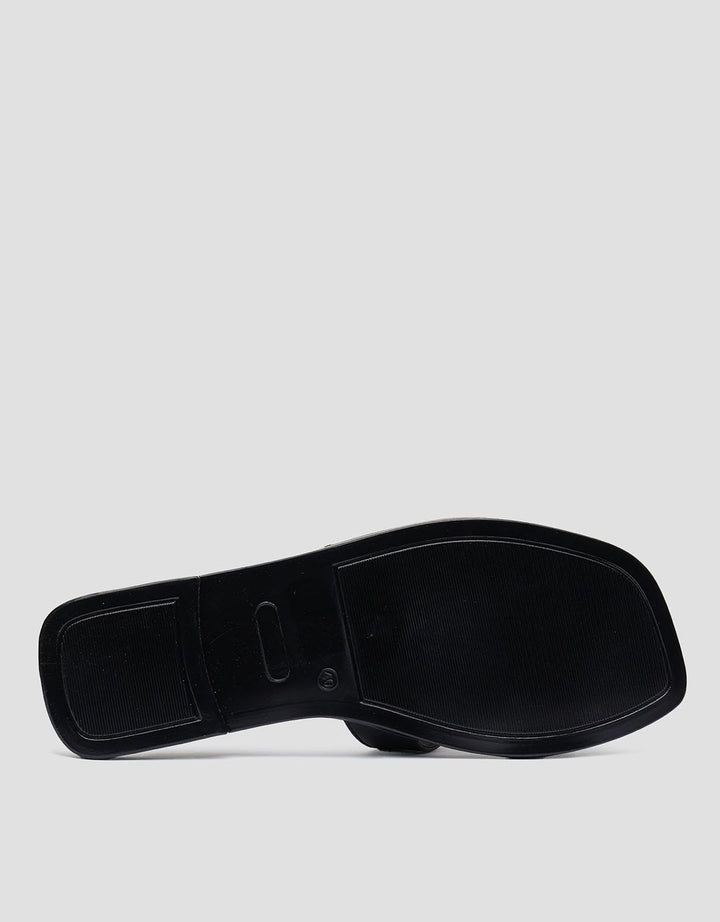 Connexion Alcs07 Slipper Sandal Wanita