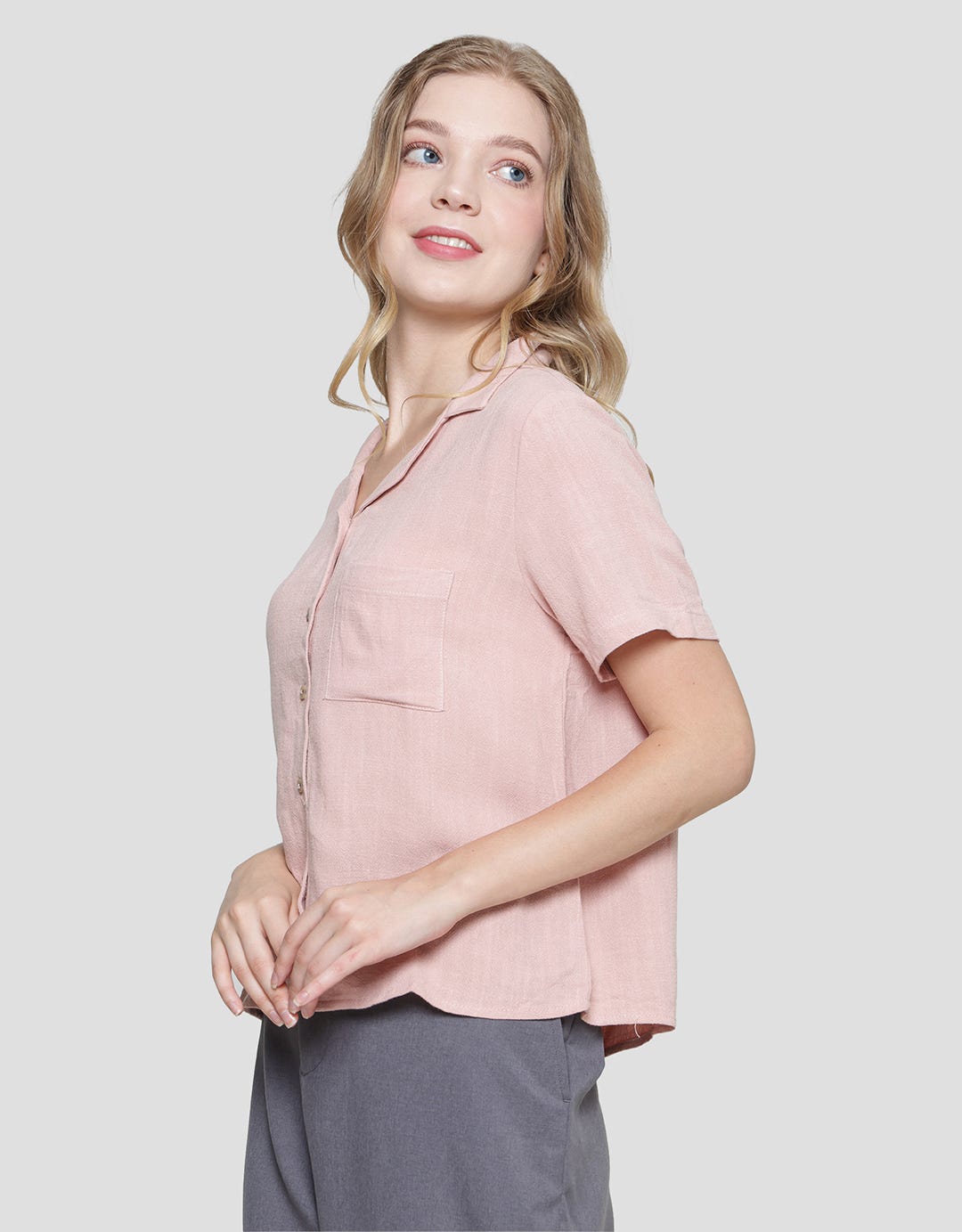 Connexion Resort Collar Linen Blend Kemeja Lengan Pendek Wanita