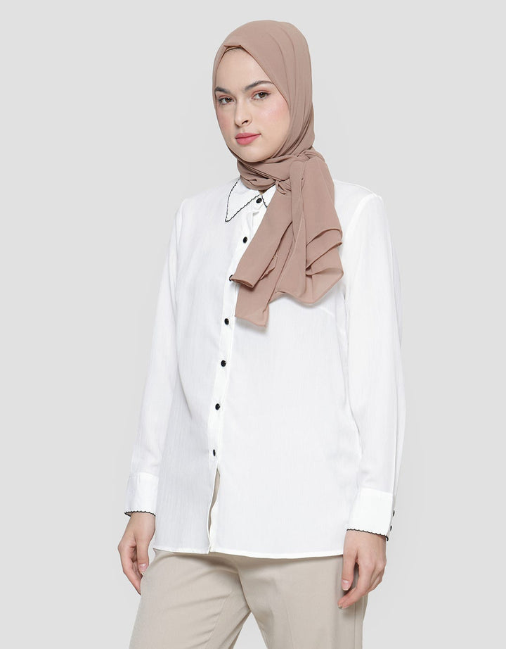 Annisa With Black List Detail Kemeja Lengan Panjang Wanita