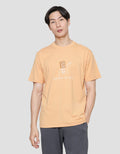 Suko Graphic Print Kaos Casual Pria