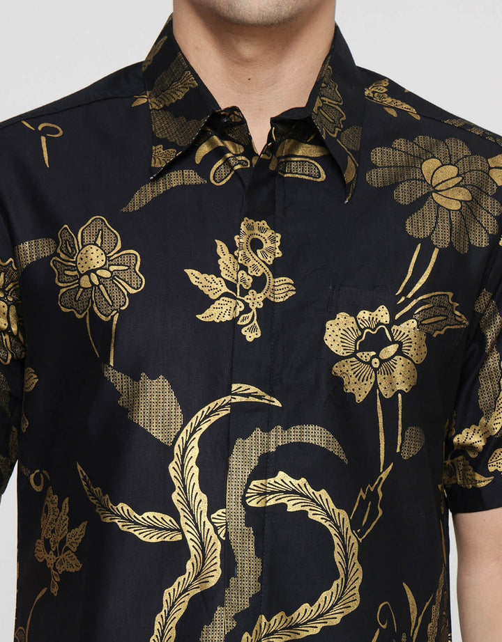 Arjuna Weda Body Fit Batik Motif 5 Hem Pria