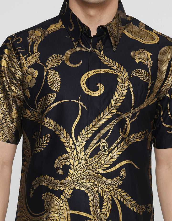 Arjuna Weda Hem Body Fit Batik Motif 8 Kemeja Batik Pria