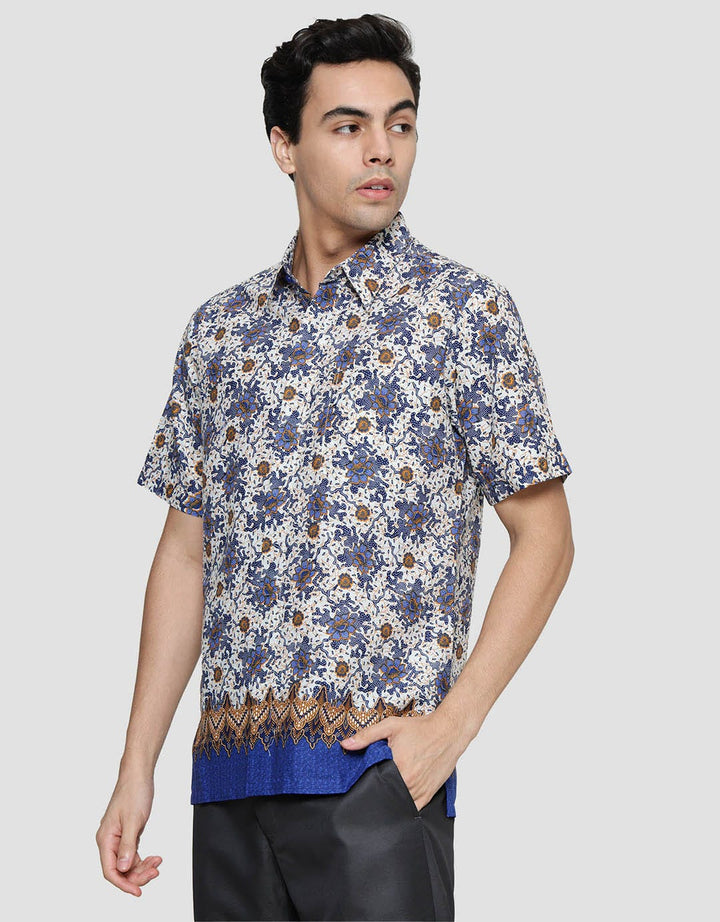 Arjuna Weda Body Fit Batik Motif 2 Hem Pria