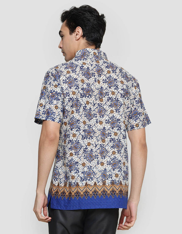 Arjuna Weda Body Fit Batik Motif 2 Hem Pria