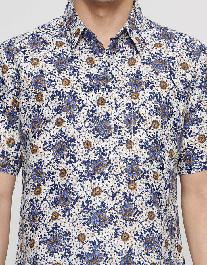 Arjuna Weda Body Fit Batik Motif 2 Hem Pria