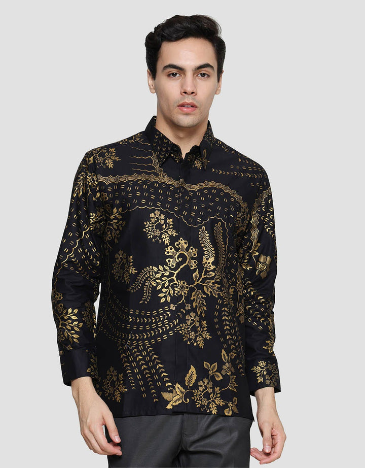 Arjuna Weda Body Fit Batik Motif 4 Men's Shirt