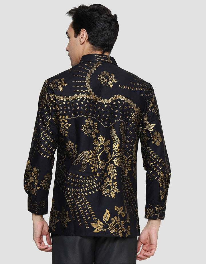 Arjuna Weda Body Fit Batik Motif 4 Men's Shirt
