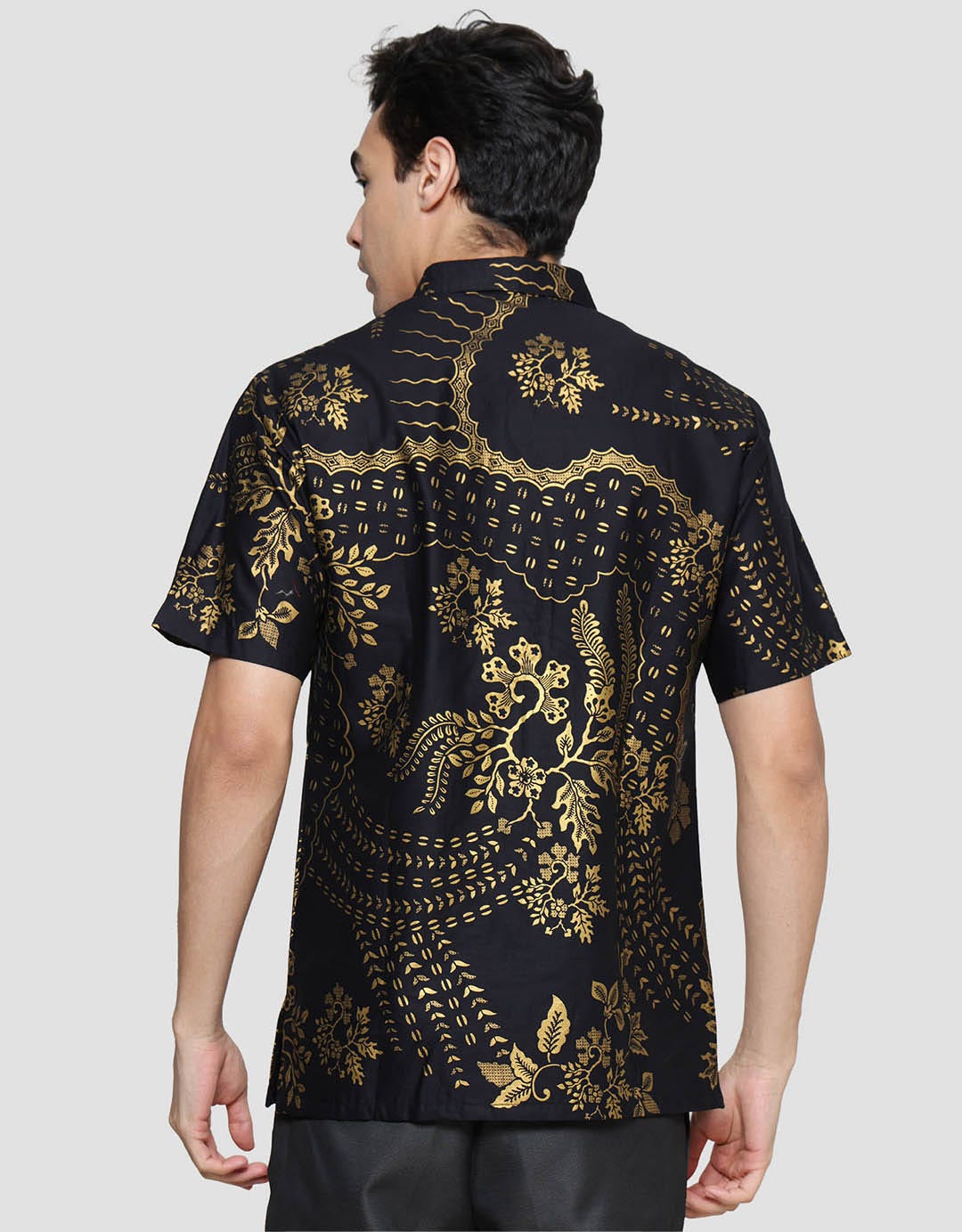 Arjuna Weda Hem Body Fit Batik Motif 4 Kemeja Batik Pria