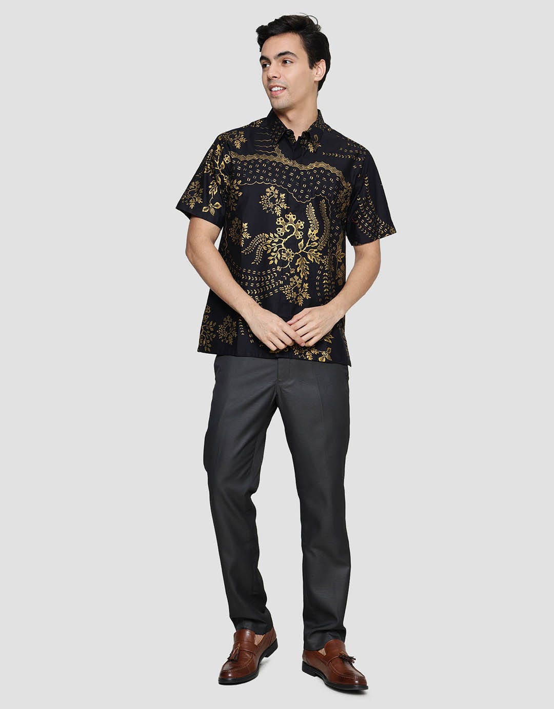 Arjuna Weda Hem Body Fit Batik Motif 4 Kemeja Batik Pria
