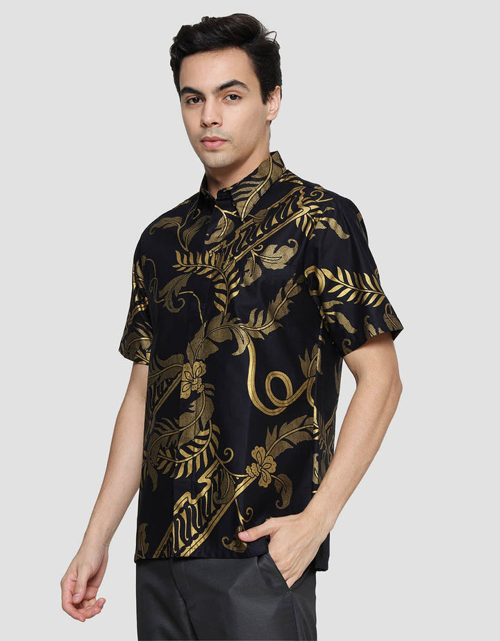 Arjuna Weda Hem Body Fit Batik Motif 3 Kemeja Batik Pria
