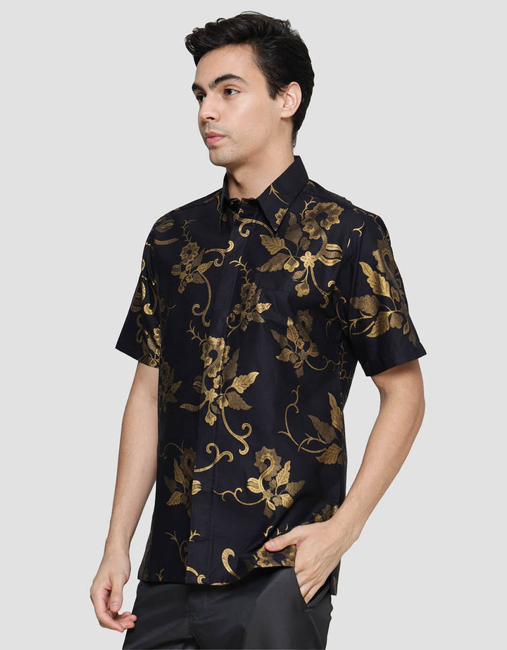 Arjuna Weda Hem Body Fit Batik Motif 10 Kemeja Batik Pria