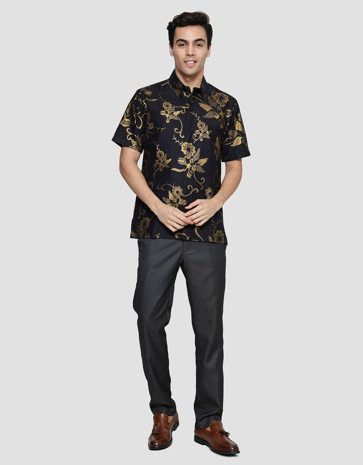 Arjuna Weda Hem Body Fit Batik Motif 10 Kemeja Batik Pria