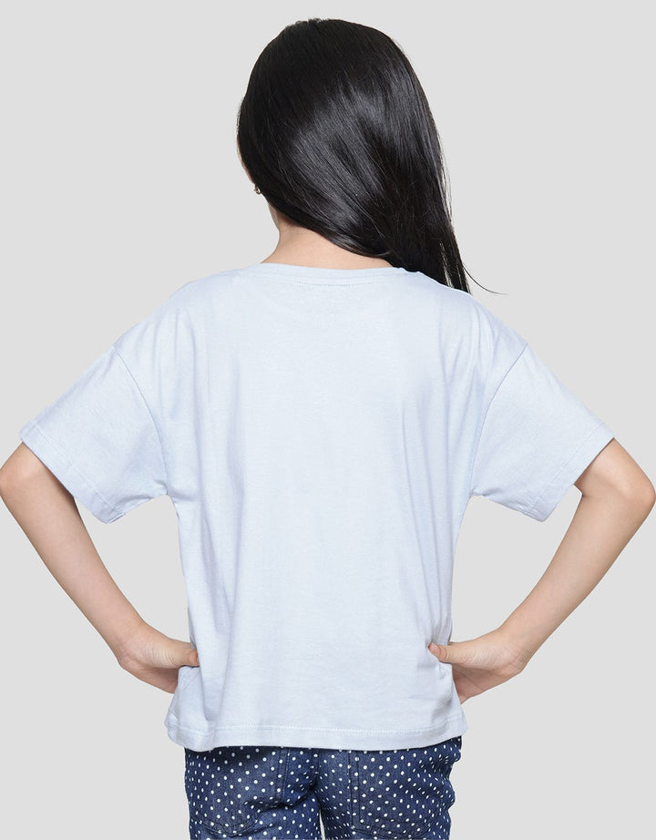 Nevada Collage Kiss Anime Kaos Anak Perempuan
