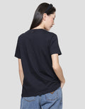 Details Regular Tee Enjoy The Time Kaos Lengan Pendek Wanita