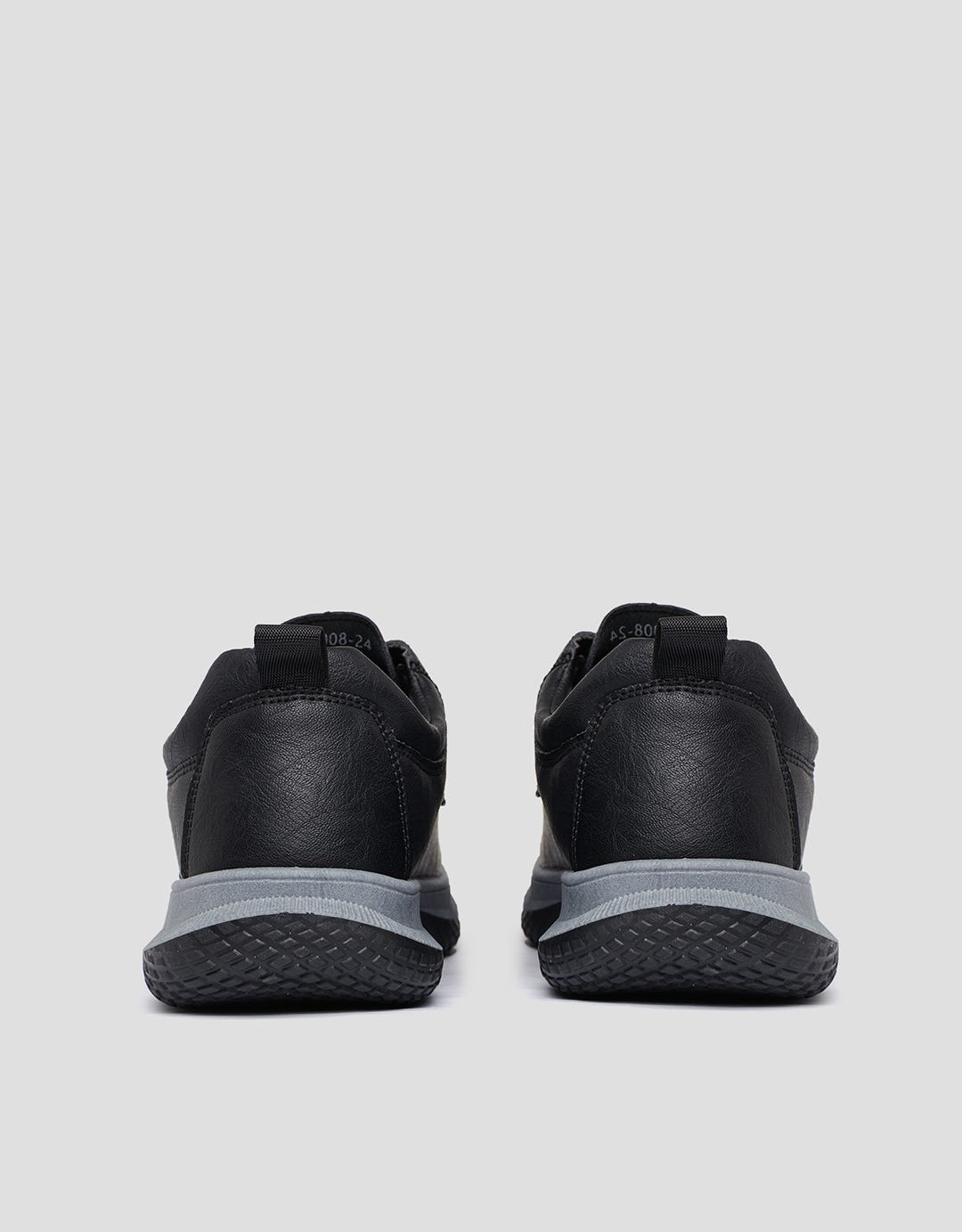 Yongki Komaladi JSM2008-24 Sepatu Sneakers Pria