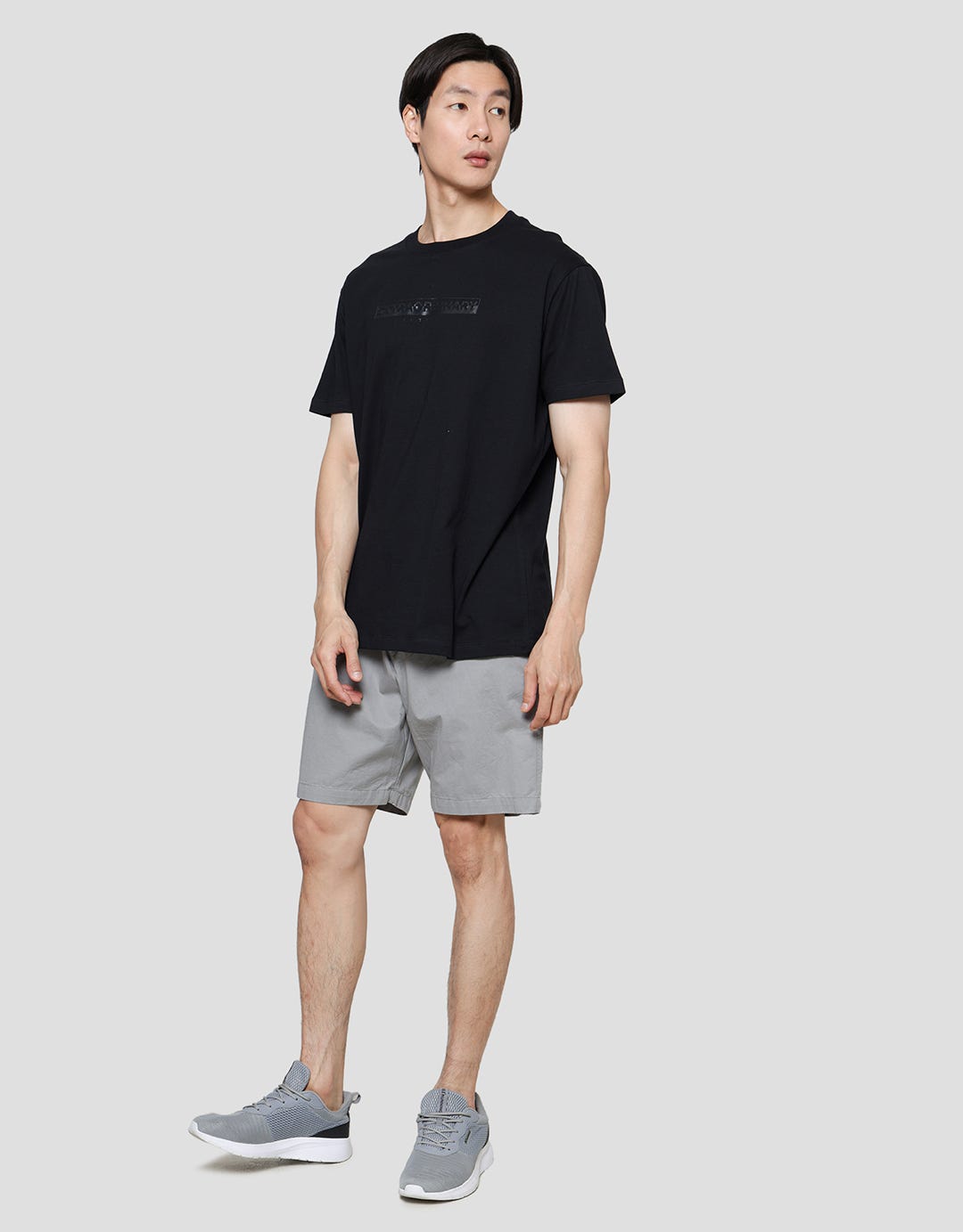 Cole Extraordinary Kaos Casual Pria