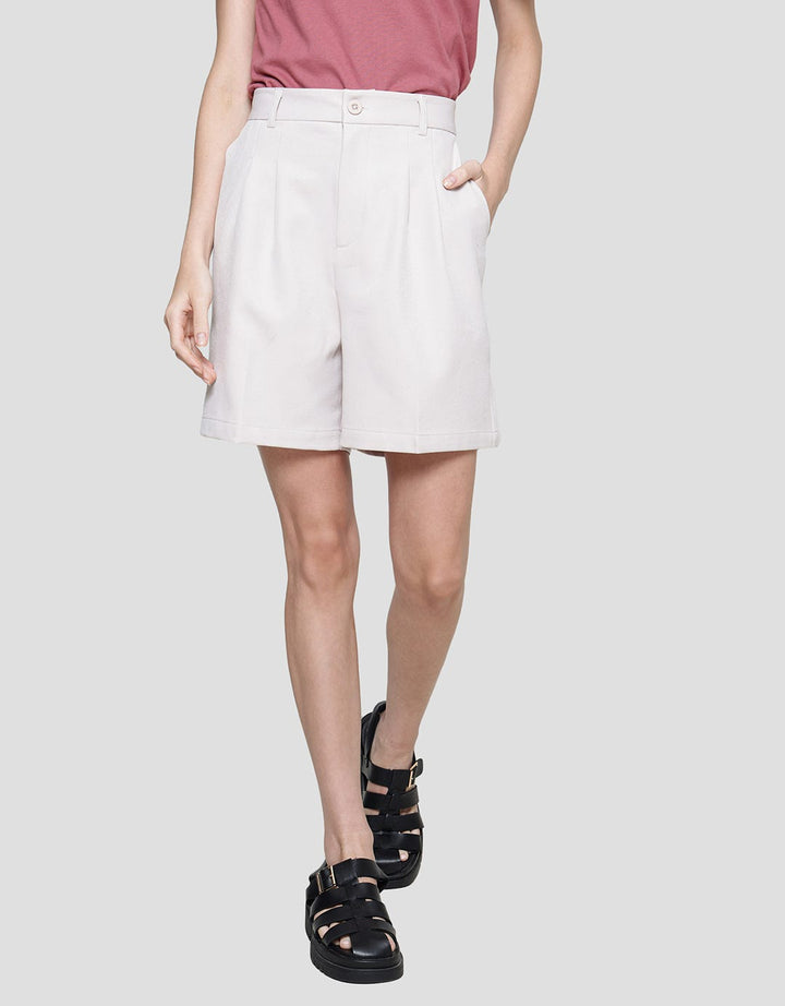 Connexion Button Basic Celana Pendek Wanita