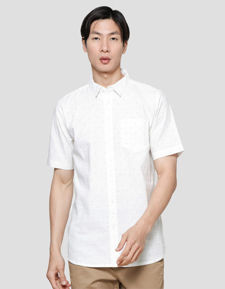Cole Waom Regular Kemeja Pria
