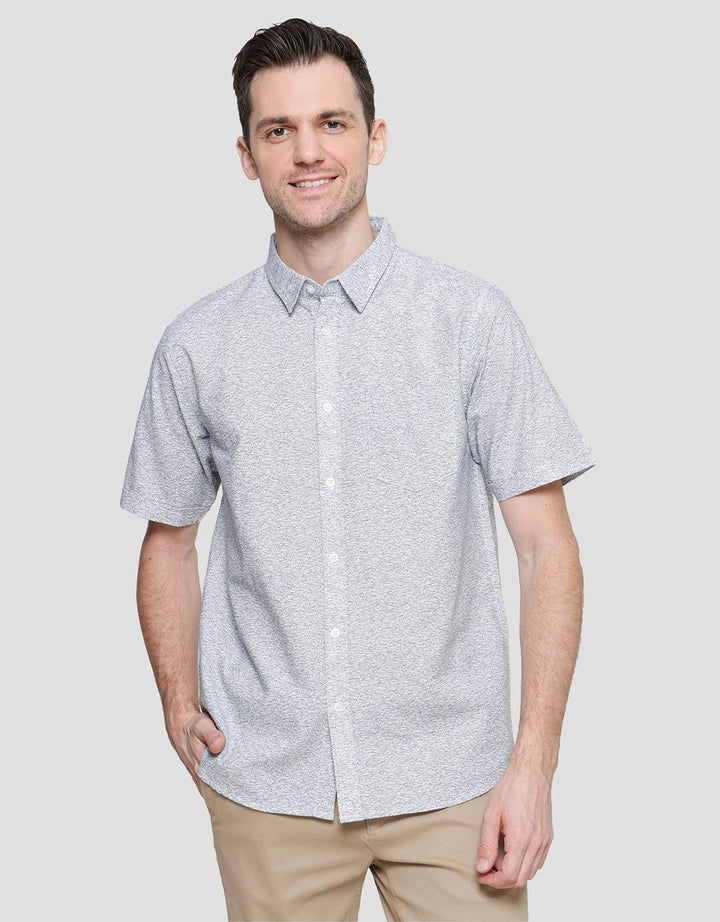 Cole Regu Wove Kemeja Pria