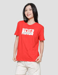 Nevada Never Underestimate Me Kaos Lengan Pendek Wanita