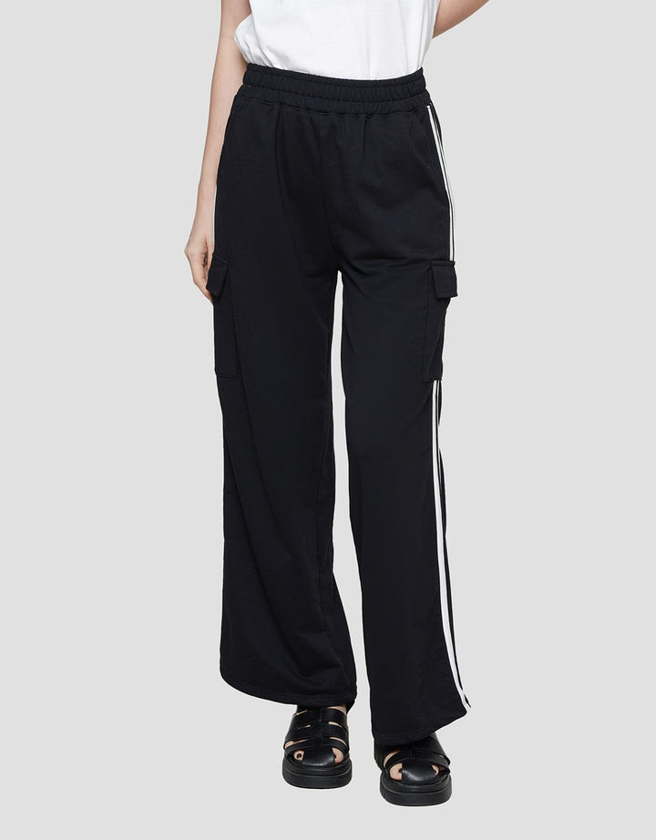 Nevada Wide Leg Cargo Contrast Taping Celana Panjang Wanita