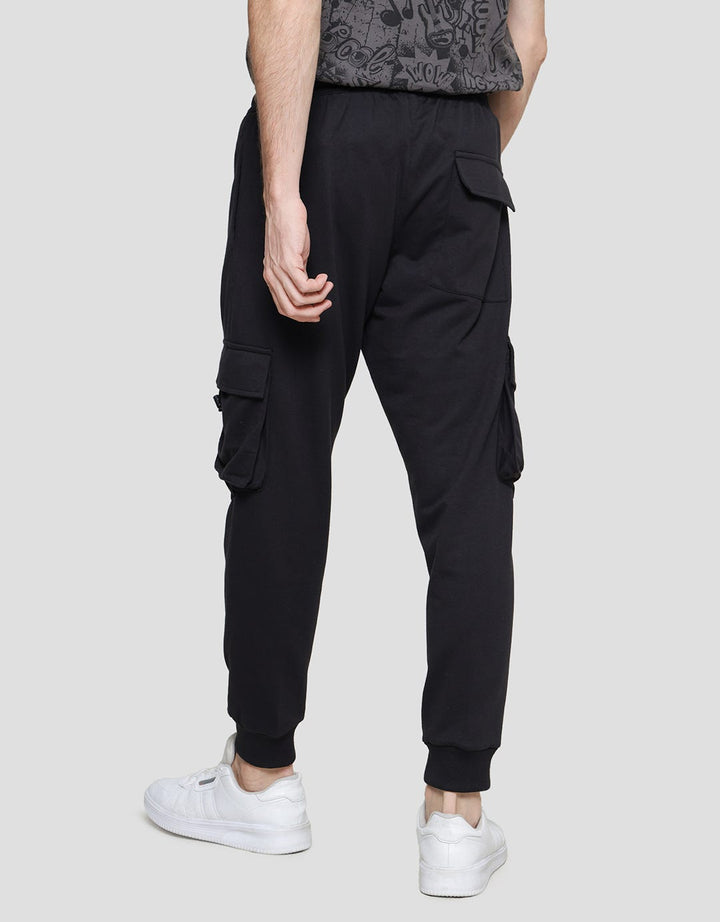 Nevada Celana Knit Cargo Jogger Pria