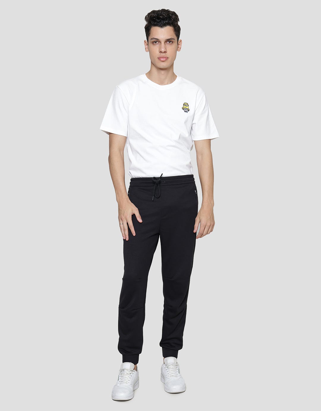 Nevada Knit With Zipper And Embro N Celana Jogger Pria