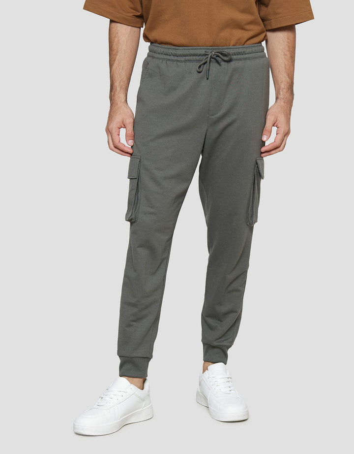 Nevada Celana Knit Cargo Jogger Pria